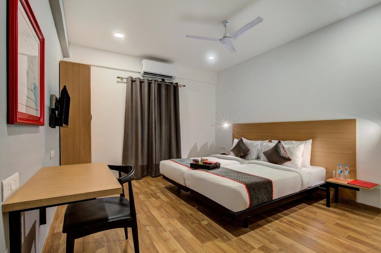 Super Townhouse 139 Ashiyana Smriti Upvan Near Emerald Mall Lucknow Bijnaur Екстер'єр фото