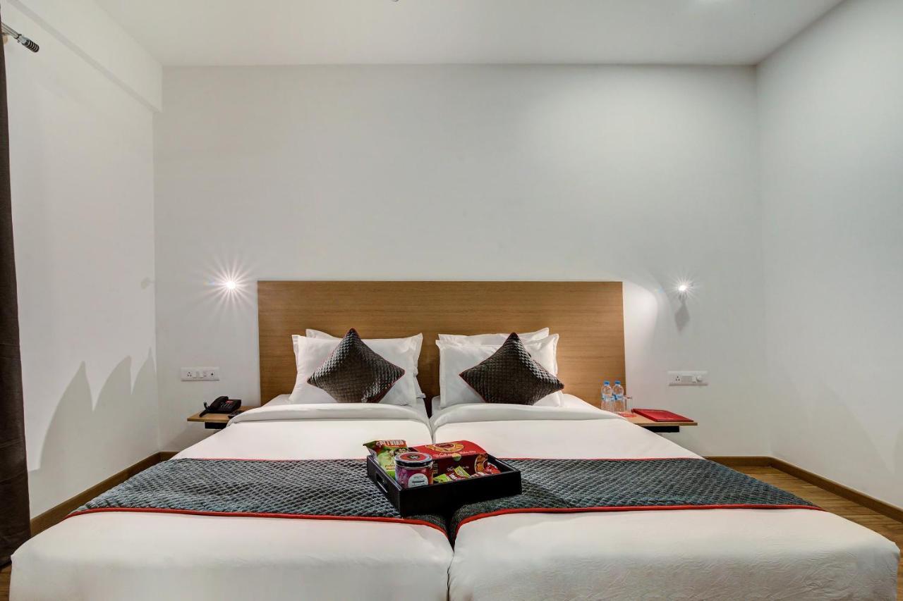Super Townhouse 139 Ashiyana Smriti Upvan Near Emerald Mall Lucknow Bijnaur Екстер'єр фото