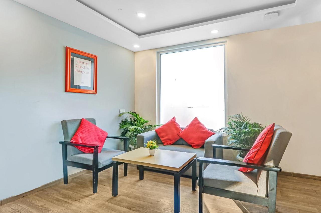 Super Townhouse 139 Ashiyana Smriti Upvan Near Emerald Mall Lucknow Bijnaur Екстер'єр фото
