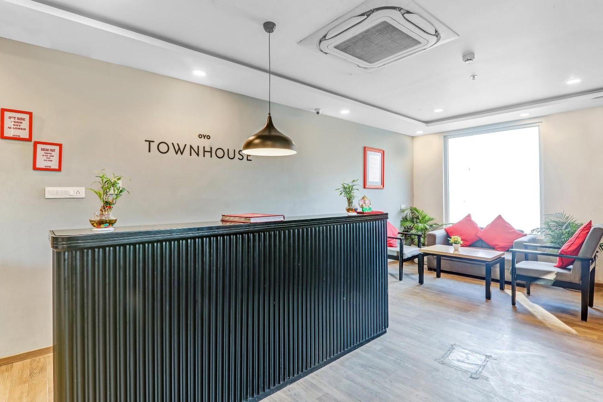 Super Townhouse 139 Ashiyana Smriti Upvan Near Emerald Mall Lucknow Bijnaur Екстер'єр фото