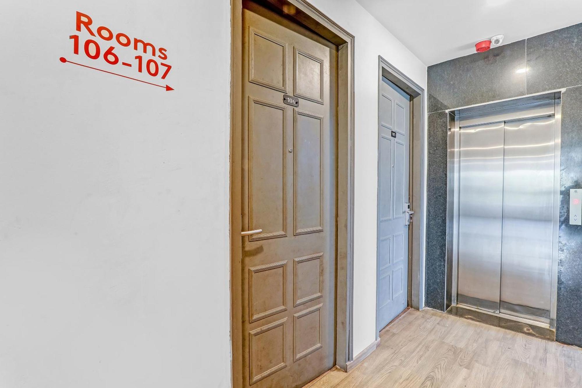 Super Townhouse 139 Ashiyana Smriti Upvan Near Emerald Mall Lucknow Bijnaur Екстер'єр фото